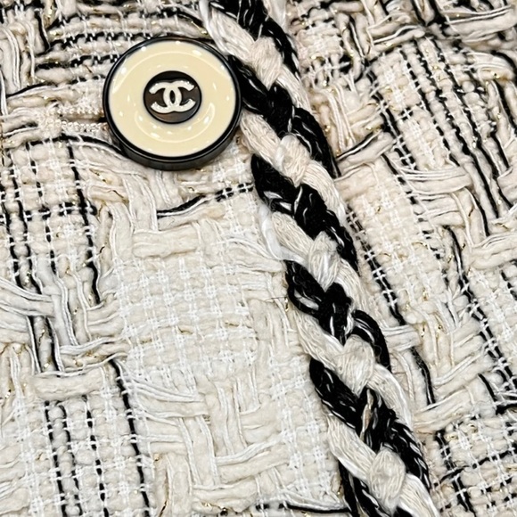Chanel Jacket - Picture 5 of 7